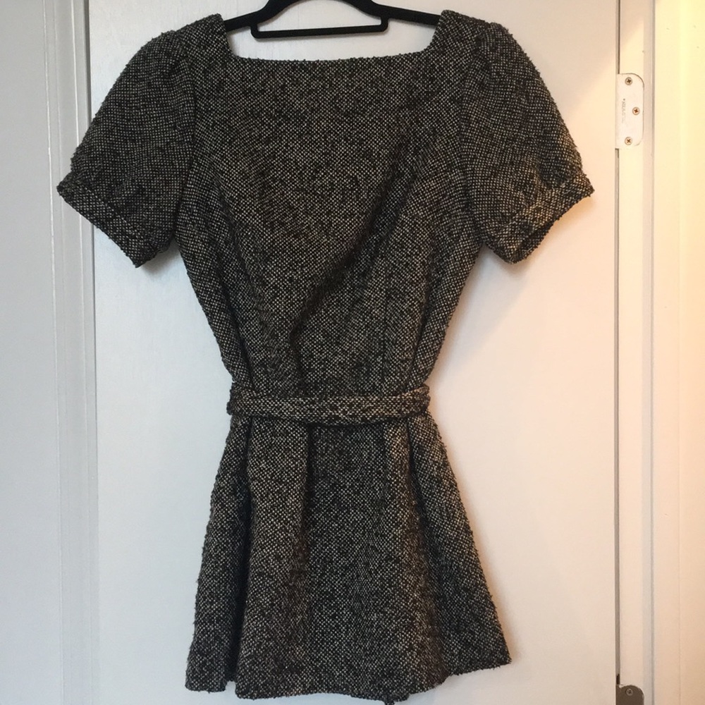 Wool-like Black & White Tunic